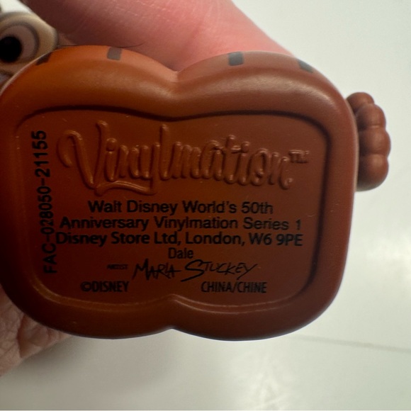 Disney World 50th Anniversary Vinylmation Chip & Dale Figures. - Picture 10 of 13